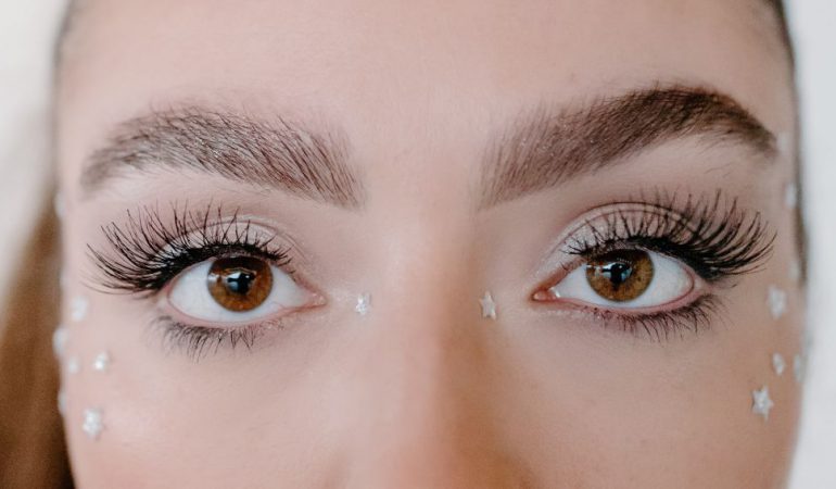 Eyelash serum. How to choose the right one?